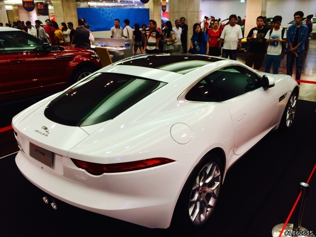 英倫美豹果真美爆 F-Type Coupe