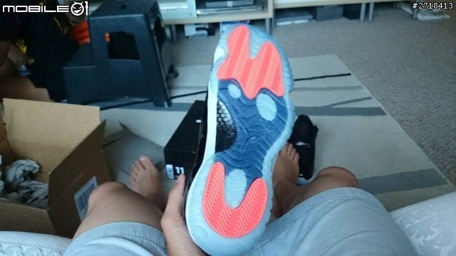 請JORDAN迷幫驗AJ11