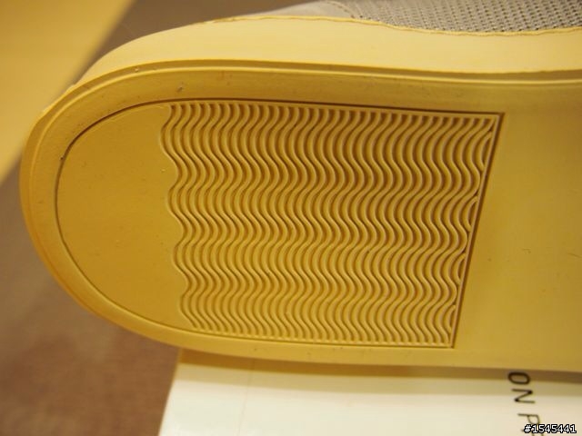 COMMON PROJECTS ACHILLES LEATHER AND MESH LOW TOP SNEAKERS開箱！