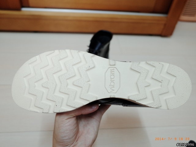 自製HTC傘兵靴{開箱文}