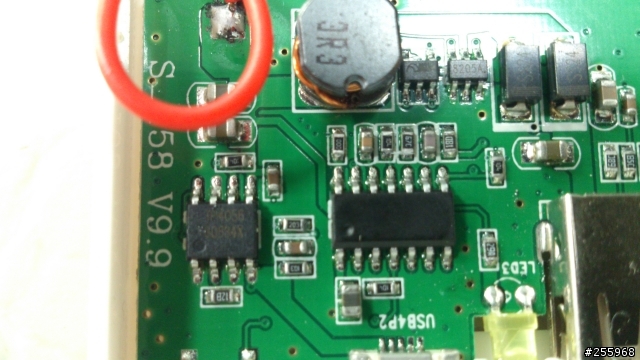 撕開是蘋果4S電池的鋰聚合物行動電源!,內有圖片,這樣的品質如何?