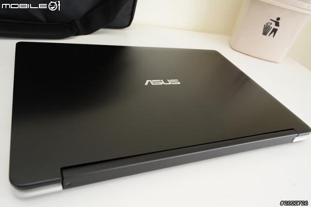 [開箱] 翻轉大筆電ASUS FLIP TP500LN