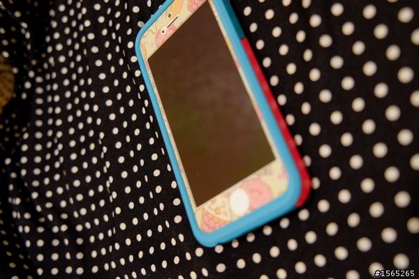 [分享] 亞果元素Otter Box  iphone5/5s手機殼~~ 舊的不去新的不來