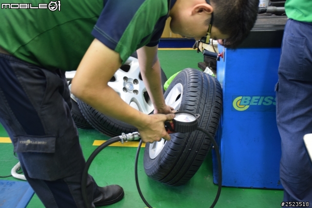 MICHELIN Energy Saver PLUS 米其林的好 2004年式  ALTIS 試了才知道 195/60 R15