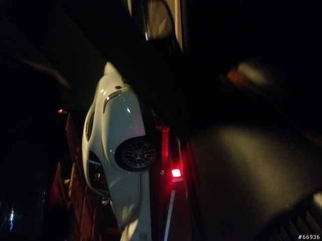 在高速公路上看到的 不明車～