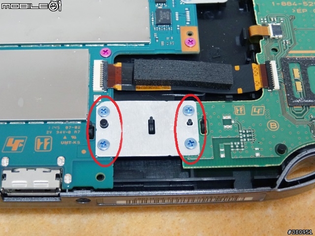 [分享] PSVita 過保後..好奇心作祟主機內部? 自己動手拆 [拆裝流程]