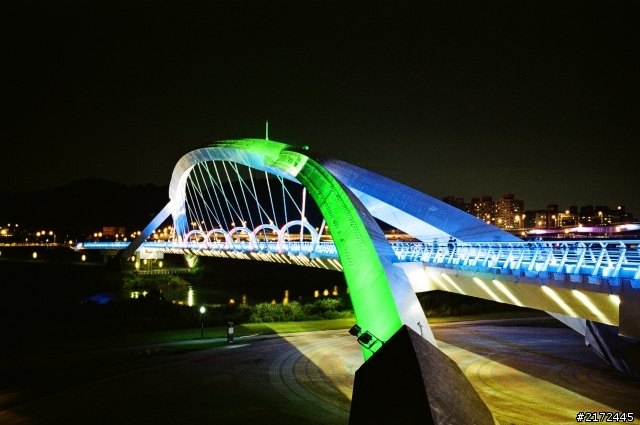 hexar af 夜景照有奇怪的光點
