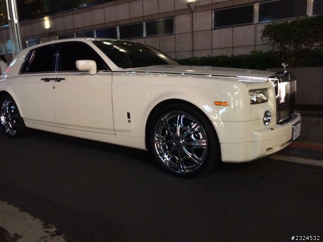 車中之王rolls-royce