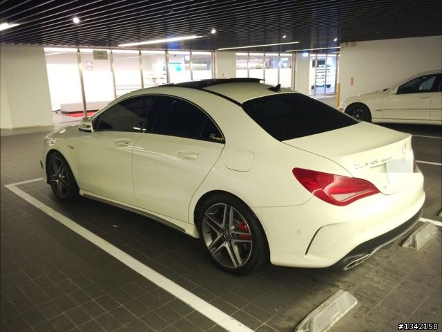 CLA45 AMG Command螢幕異音及回廠升級軟體