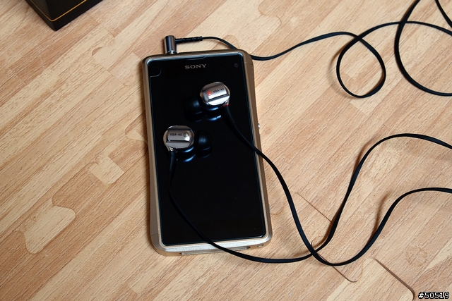 sony XBA40 & H3 (已入手XBA-40,到貨了`)