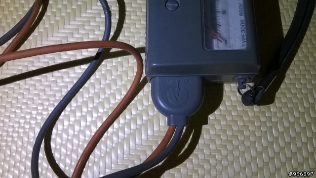 家裡翻到一個像電錶的東西，但不知道怎麼用