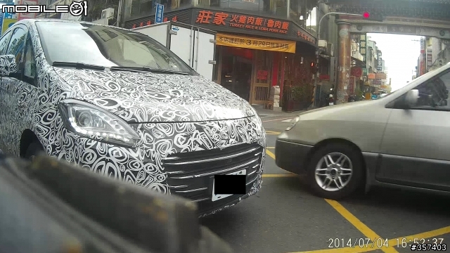 請問這是哪一款車？