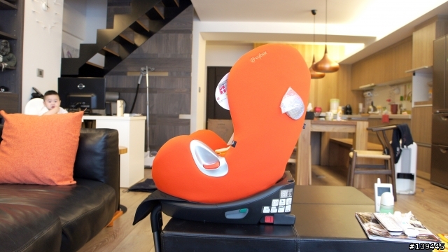 Cybex sirona 360°旋轉汽座開箱