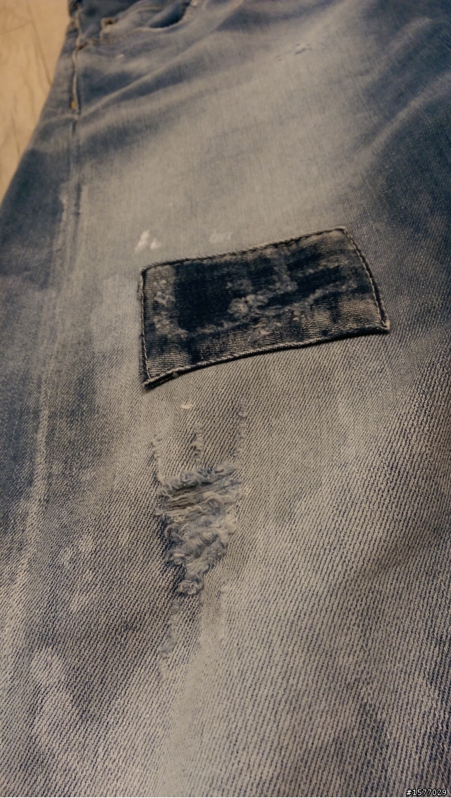 [開箱] DSQUARED2 NEW RIDER JEAN (S71LA0743)