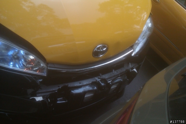 KUGA,車禍