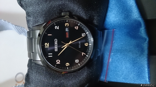 吃個牛肉麵買了兩隻SEIKO…