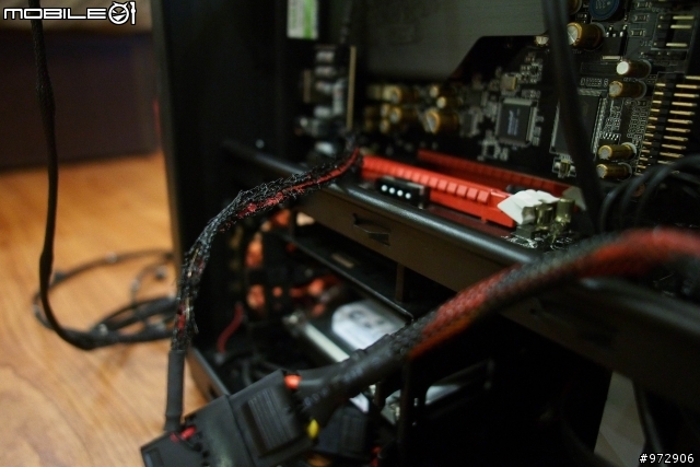 夭壽勒！NZXT 悲劇發生，我的 LED SLEEVE燈條 竟然燒掉了...