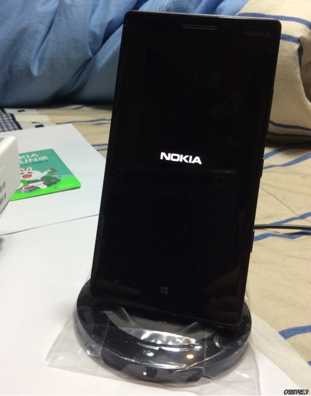 [分享] 0.3的距離 用過的人就懂 NOKIA Lumia 930 BLACK