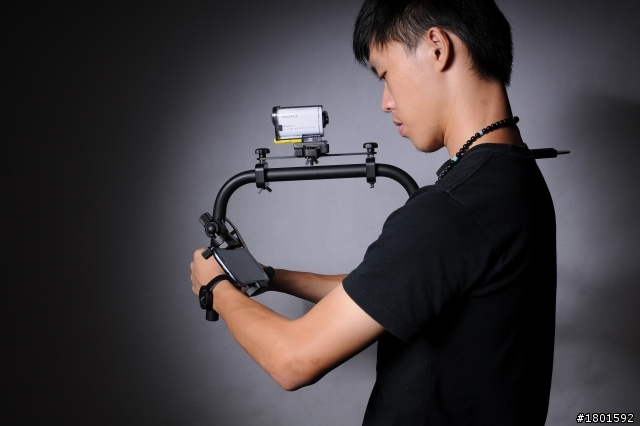 [開箱]JBCAM MF-22多功能影像穩定器