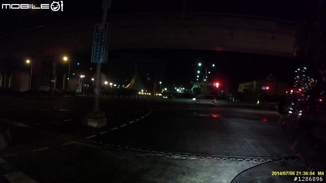 [ 開箱 ] 獵豹 M4 Lumi 光進化大光圈 行車紀錄器 [補夜拍畫面]
