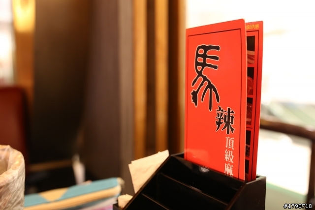 SIGMA35mm.f1.4，開心購入疊磚