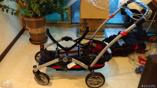 [開箱] 美國Kolcraft Contours Optima Tandem 雙人手推車