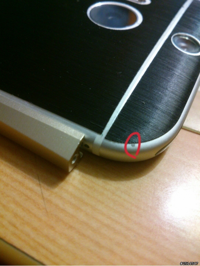 Devilcase case走鐘背貼後重貼竟發現…