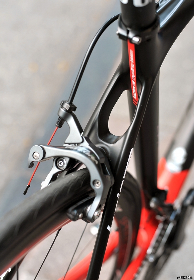 LaPierre -XELIUSLaPierre -XELIUS 一級碳纖維公路車完工