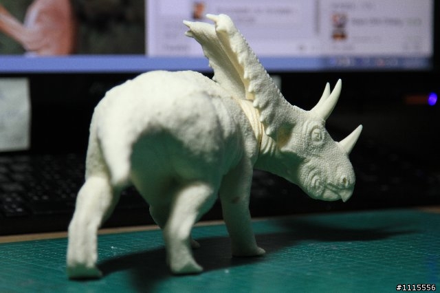 仿真動物模型製作--加斯莫龍(Chasmosaurus)