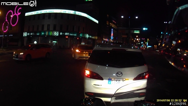 [ 開箱 ] 獵豹 M4 Lumi 光進化大光圈 行車紀錄器 [補夜拍畫面]