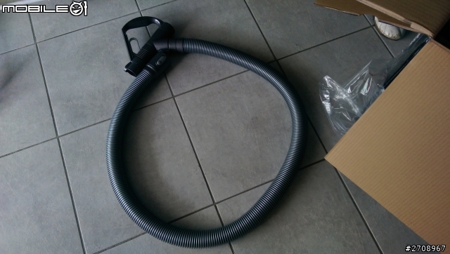 [開箱]Dyson DC52 無袋無濾網式吸塵器