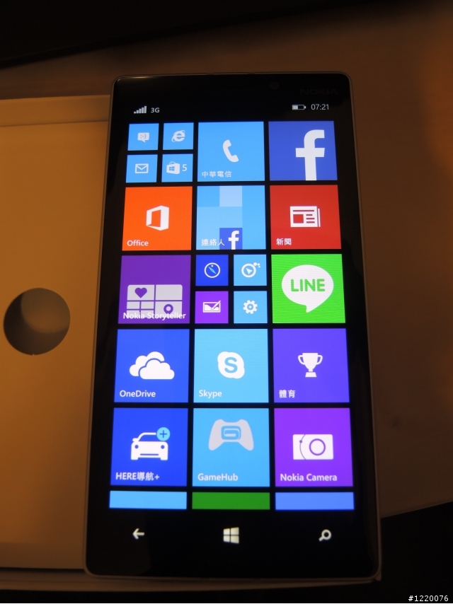 [分享] Nokia Lumia 930(白色)