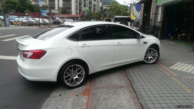 [激操試胎]LUXGEN S5 Turbo換穿米其林 Pilot Sport 3！
