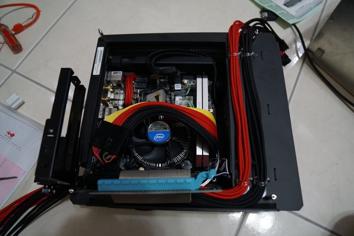招潮蟹的逆襲(進化之水冷蟹)-ASUS MARS 760硬上IN WIN H-Frame mini ITX