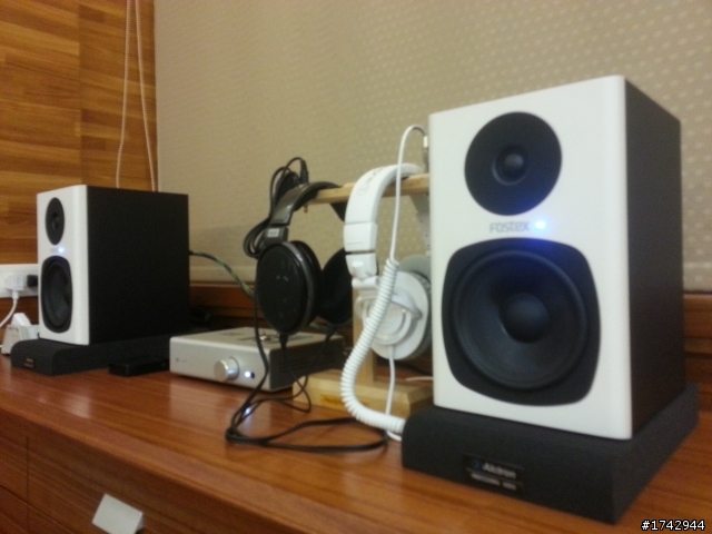 【開箱】Fostex pm0.5D