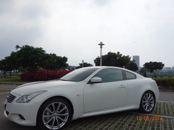 遲了幾個月的Lexus IS300h F Sport開箱紀念