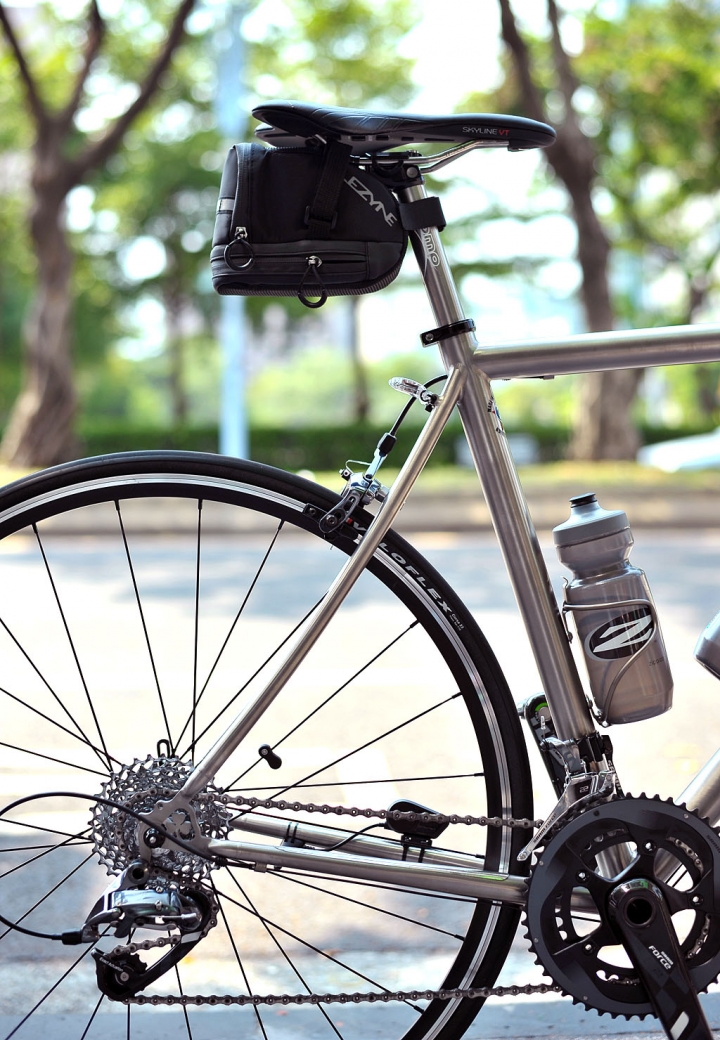[組裝交車] 鈦合金戰馬 Lynskey Sportive 22速Sram Force系統搭配爬坡鈦輪pmp RS04