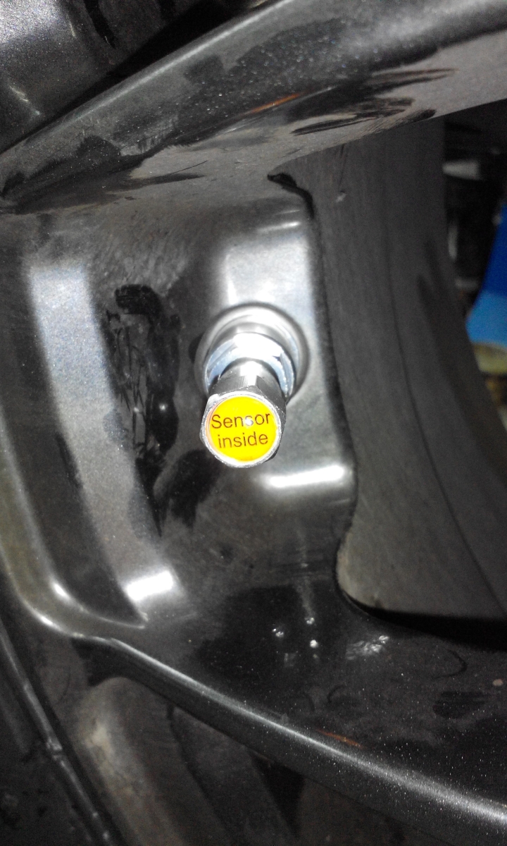 登祿普T1 跟Orange TPMS P409T 胎壓偵測器 開箱