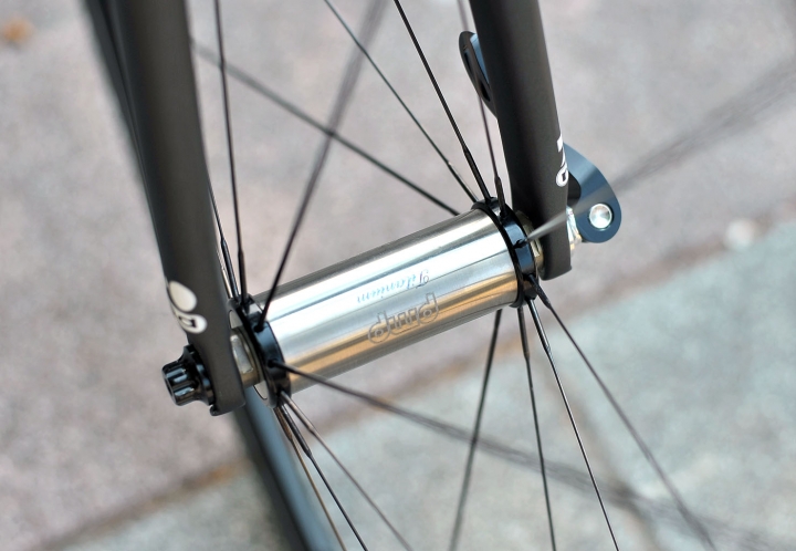[組裝交車] 鈦合金戰馬 Lynskey Sportive 22速Sram Force系統搭配爬坡鈦輪pmp RS04