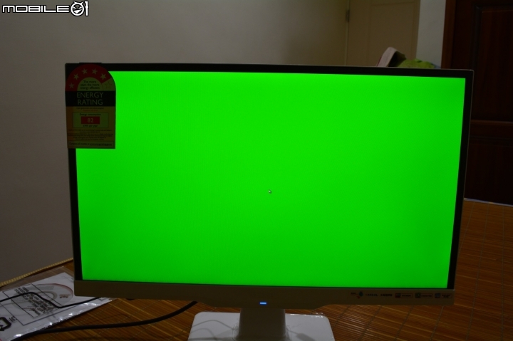 [01首發] ViewSonic VX2363Smhl-W 超正點的白色精靈!