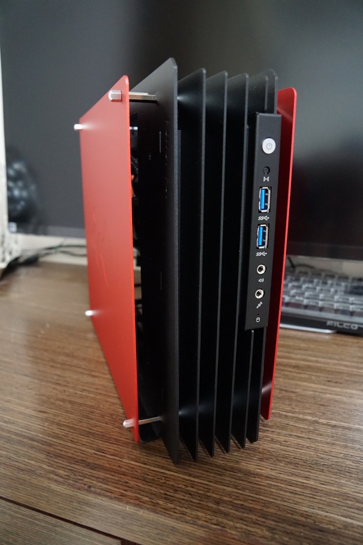 招潮蟹的逆襲(進化之水冷蟹)-ASUS MARS 760硬上IN WIN H-Frame mini ITX