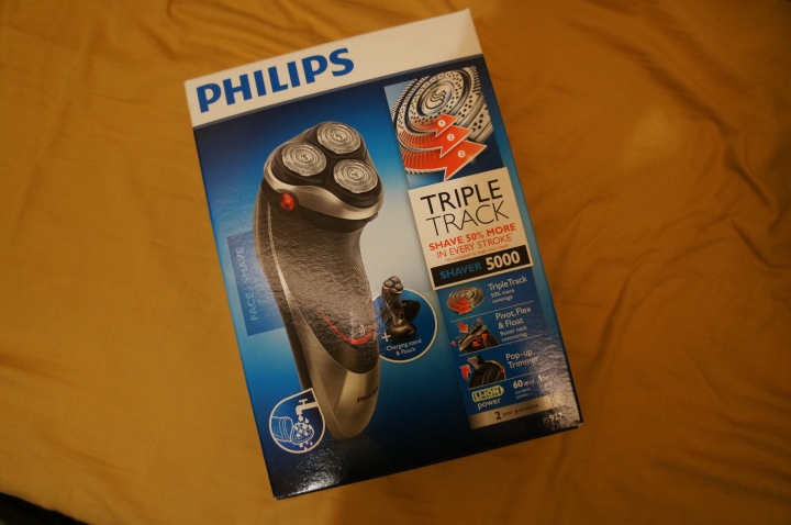 [開箱]PHILIPS PT927 三刀圈水洗刮鬍刀