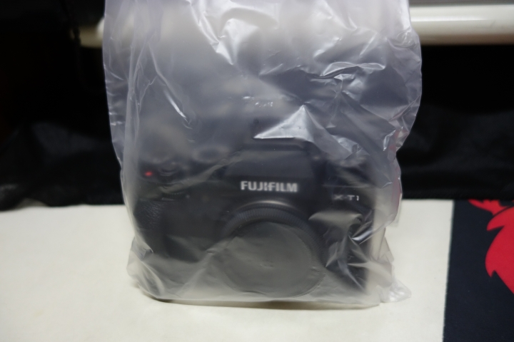 新手的X-T1 + xf23mm開箱文送TOSHIBA 高速卡,附x20比大小