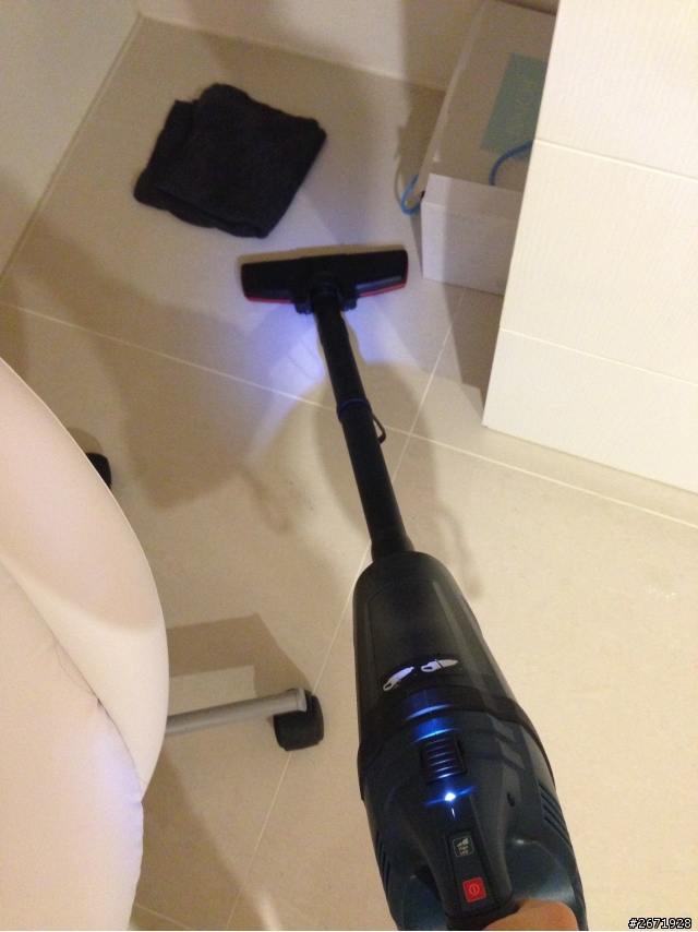 BOSCH GAS 18V SOLO 充電式手提吸塵器