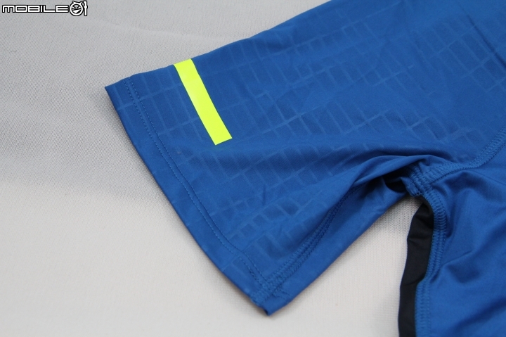 三層中底的新感受 - Reebok One Cushion 2.0