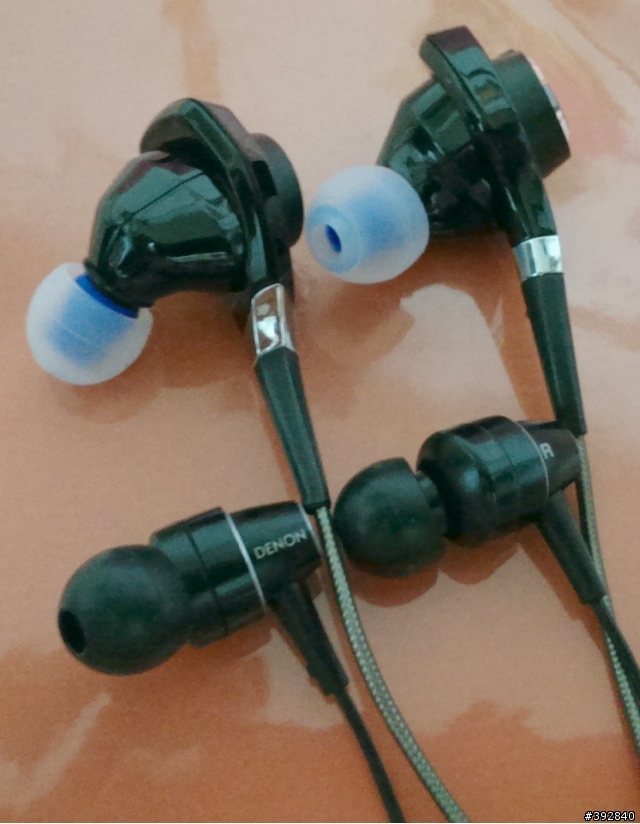 [入手] Denon AH-C300 VS AH-C710 (近日新增另一副低音砲PK,另有疑問請教各位版友)