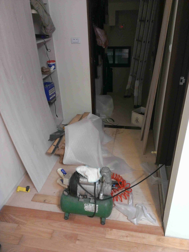 新手diy實木地板  (新增完工圖)