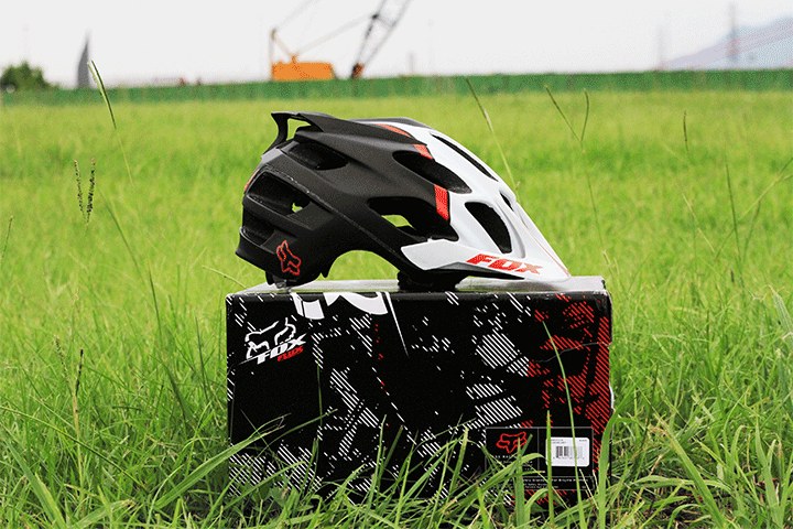 [ 開箱 ]FOX HEAD--Fox Flux helmet 安全帽 X FOX DEMO 長袖車衣