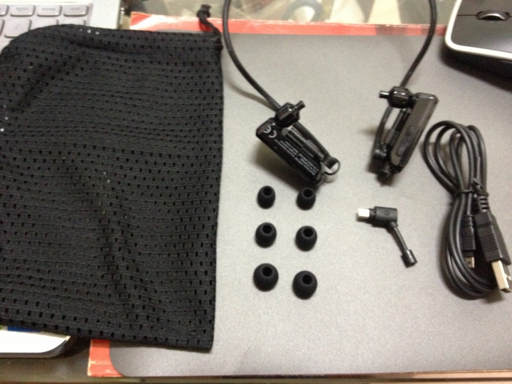 [開箱] SCOSCHE HFBT200 防水IPX6運動耳機