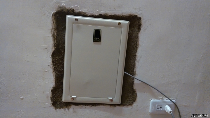 DIY更換電線箱後修補問題